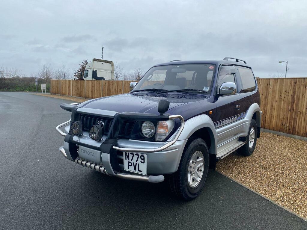 Toyota Land Cruiser 4.75V8 VX Active Silver #2