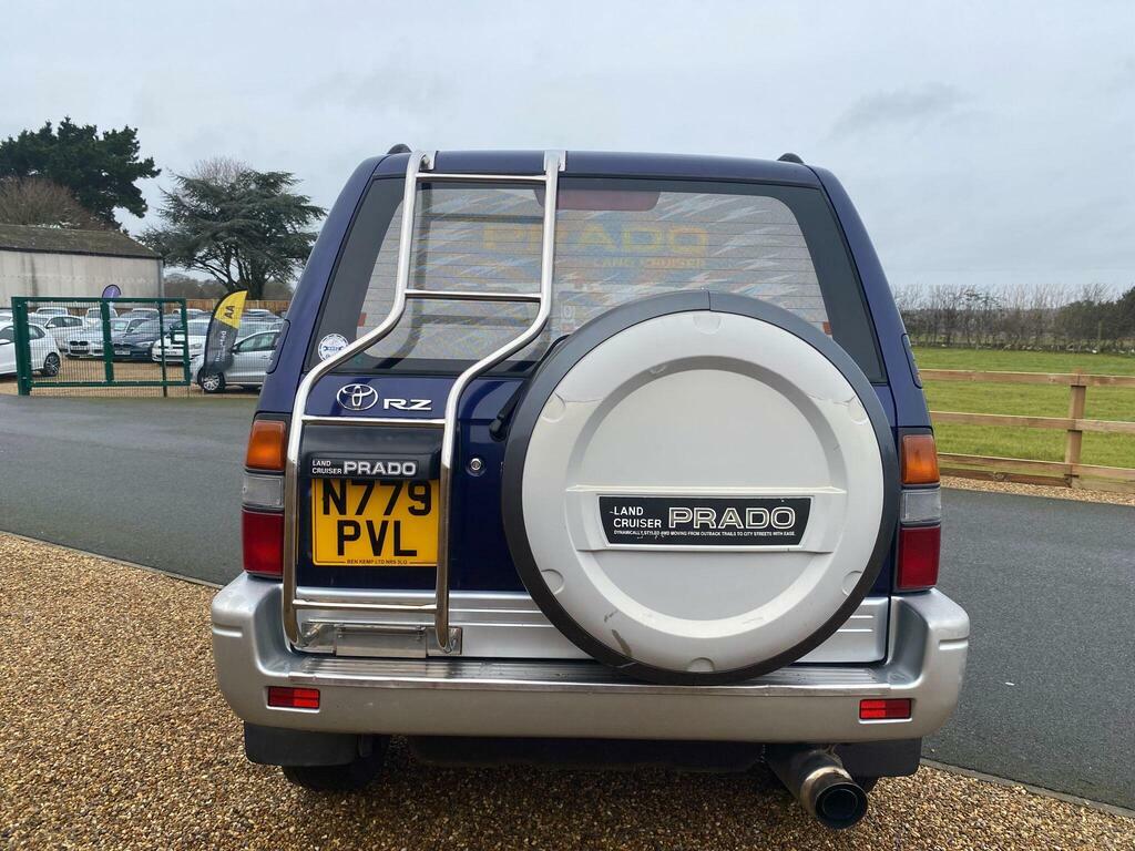 Toyota Land Cruiser 4.75V8 VX Active Silver #7