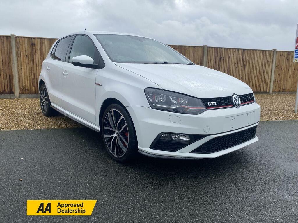 Volkswagen Polo 1.8 Tsi Bluemotion White