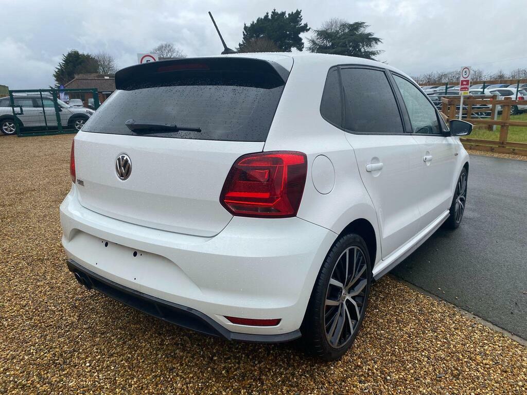 Volkswagen Polo 1.8 Tsi Bluemotion White #6