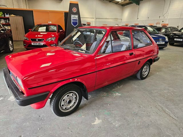 Ford Fiesta 0L Red #3