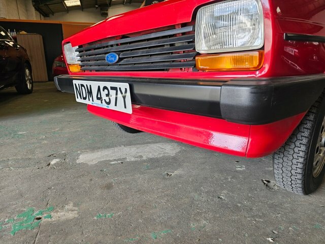 Ford Fiesta 0L Red #2