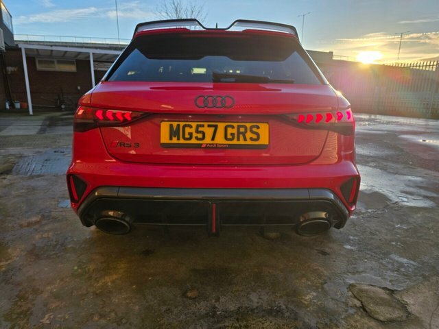 Audi RS3 2.5 Tfsi Carbon Black Sportback S Troni Red #6