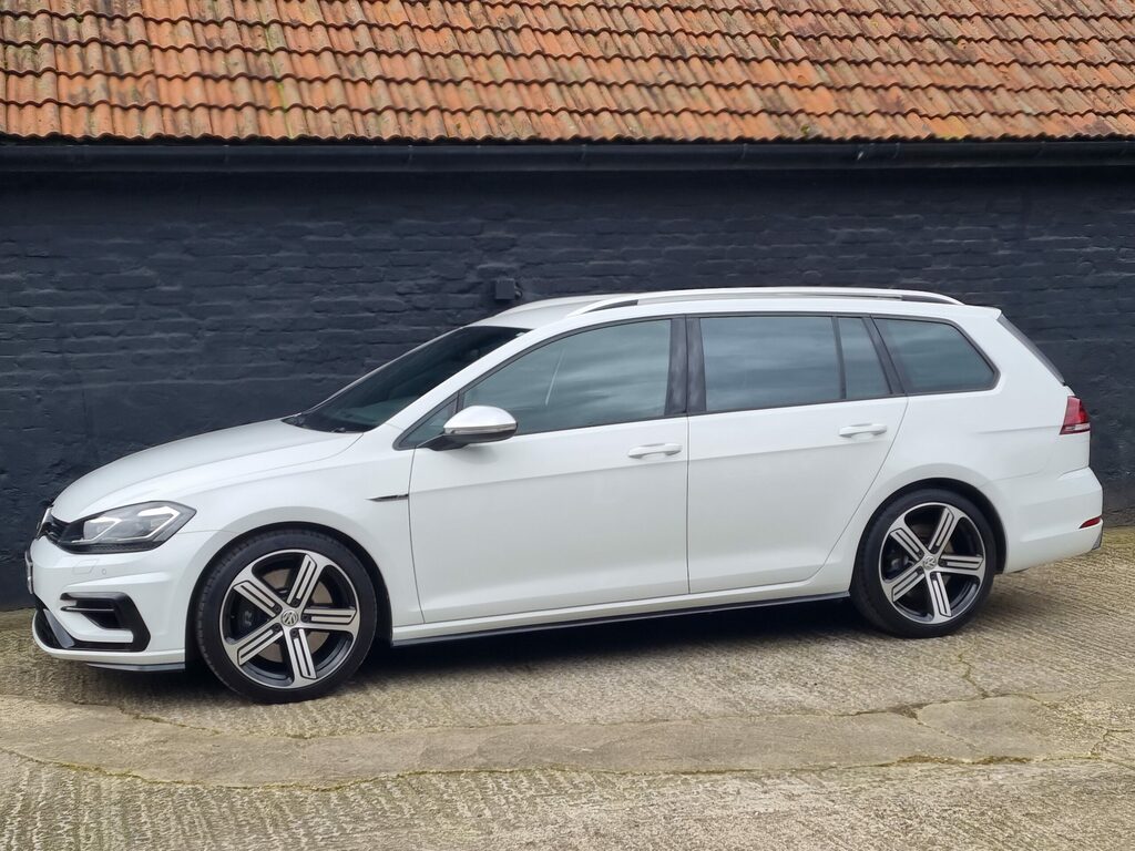 Volkswagen Golf 2.0 Tsi R Dsg 4Motion Euro 6 S S WP19GYG White #2