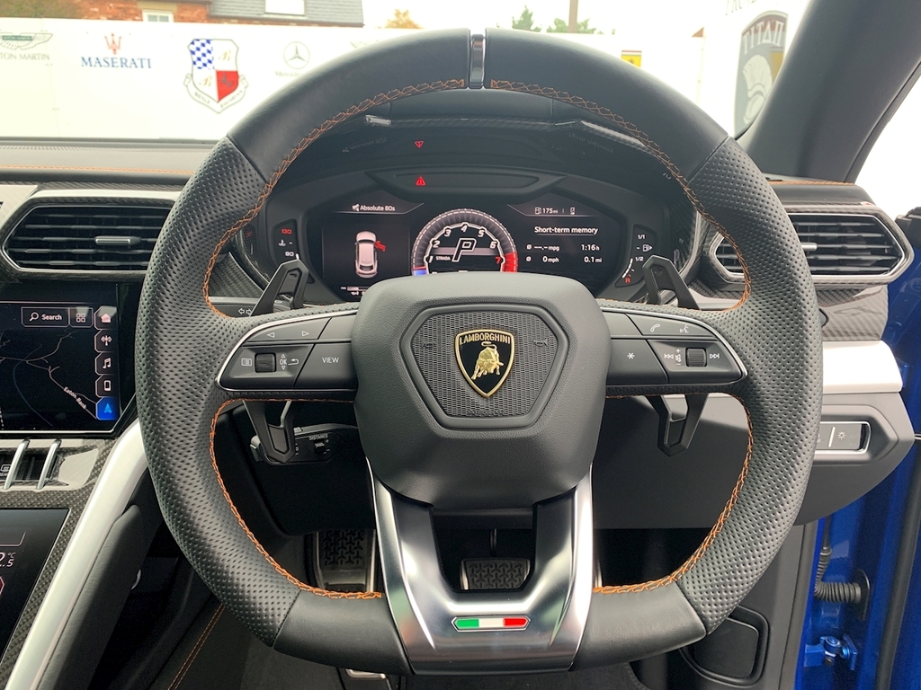 Lamborghini Urus Limited Edition White #38