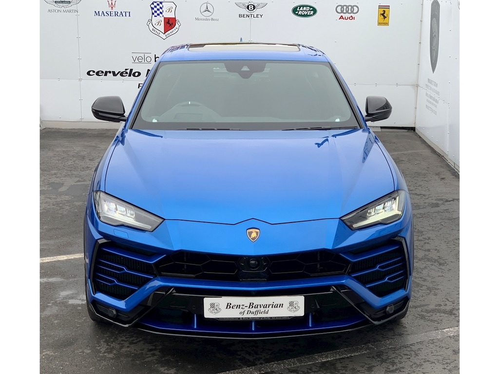 Lamborghini Urus Limited Edition White #17