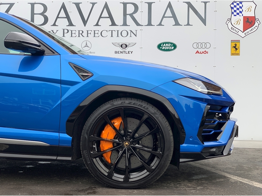 Lamborghini Urus Limited Edition White #20