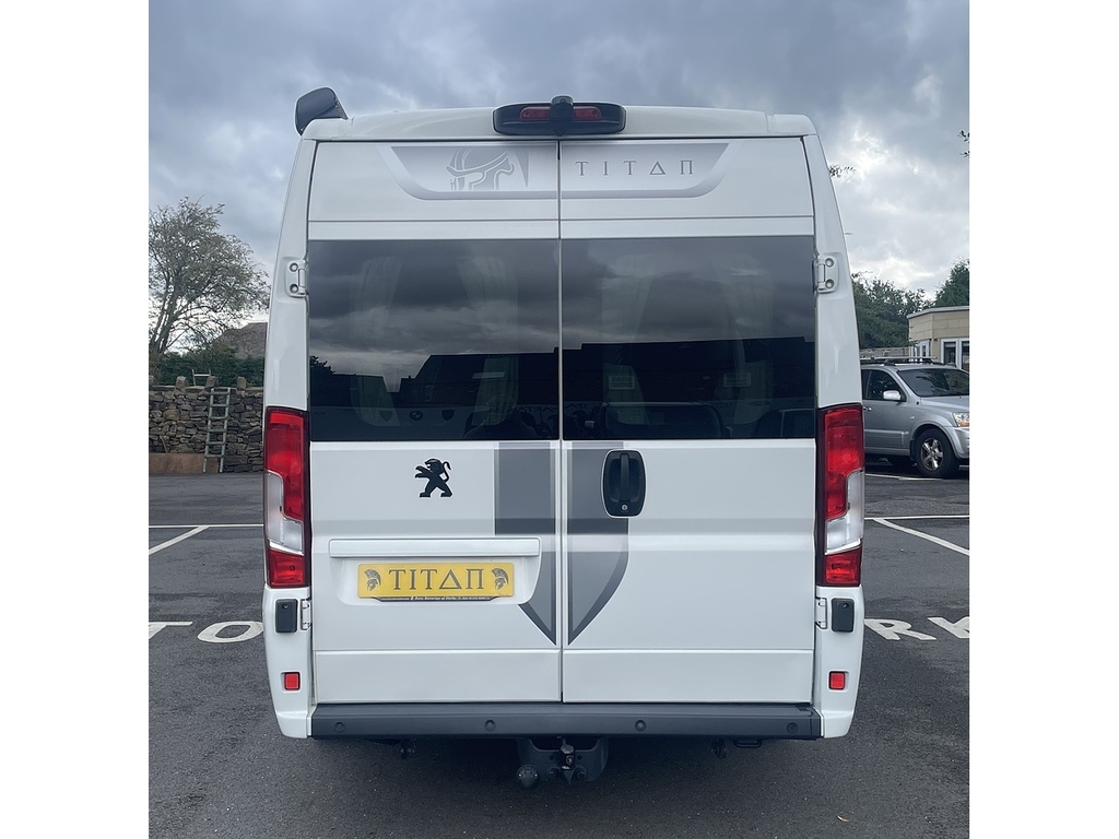 Peugeot Boxer Professional - Luxury Premier Project Titan Motorh MC19HPO White #6