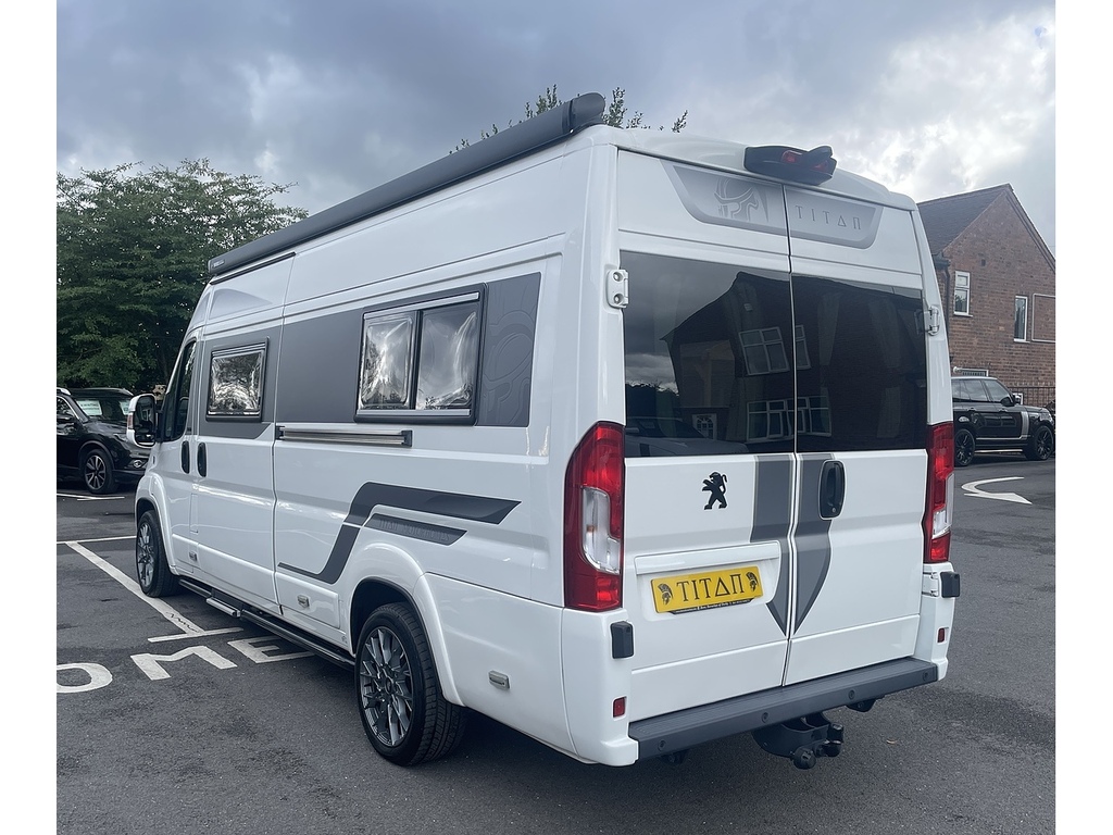 Peugeot Boxer Professional - Luxury Premier Project Titan Motorh MC19HPO White #5