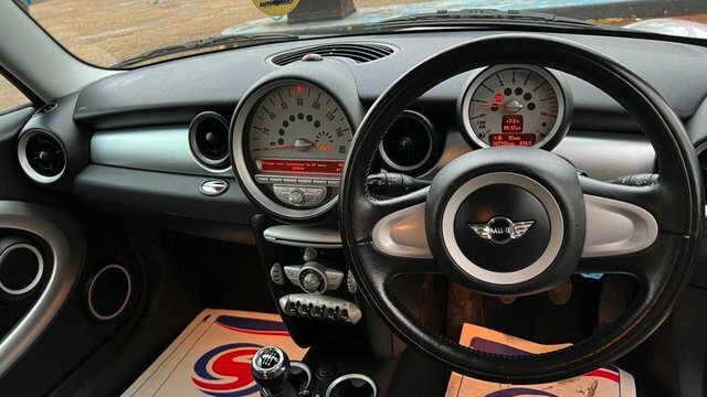Mini Hatch One Silver #6