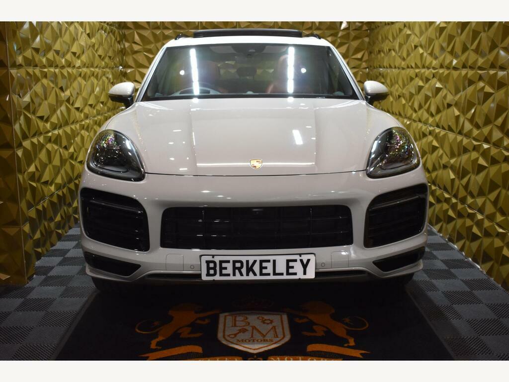 Porsche Cayenne 3.0 V6 E-hybrid 17.9Kwh Platinum Edition Tiptronic ST23EHF Grey #2