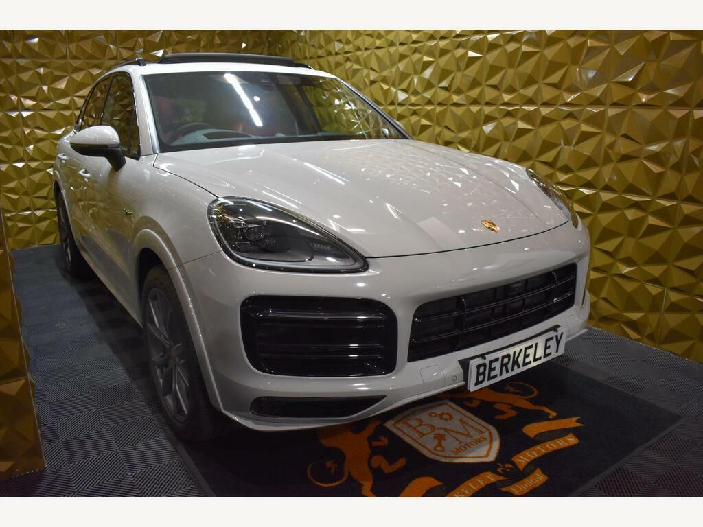 Porsche Cayenne 3.0 V6 E-hybrid 17.9Kwh Platinum Edition Tiptronic Grey