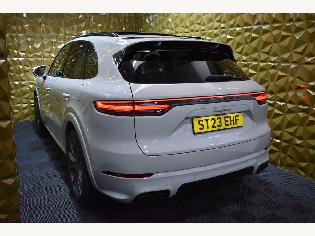 Porsche Cayenne 3.0 V6 E-hybrid 17.9Kwh Platinum Edition Tiptronic ST23EHF Grey #6