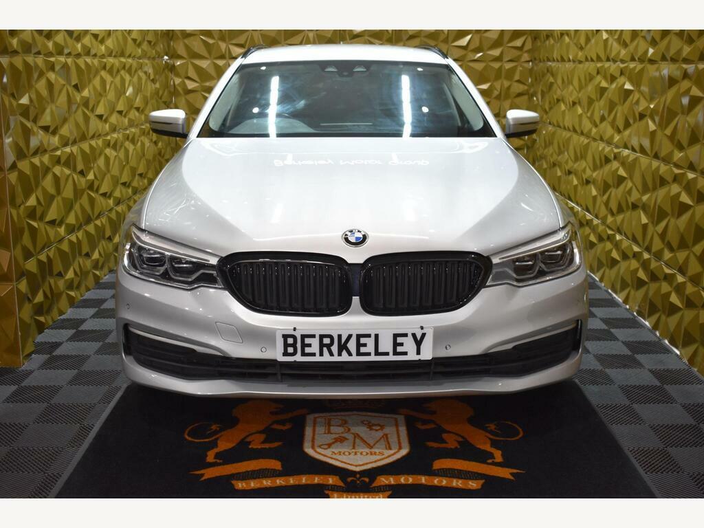 BMW 5 Series 2.0 520D Se Touring Euro 6 S S YJ67XSR Silver #2