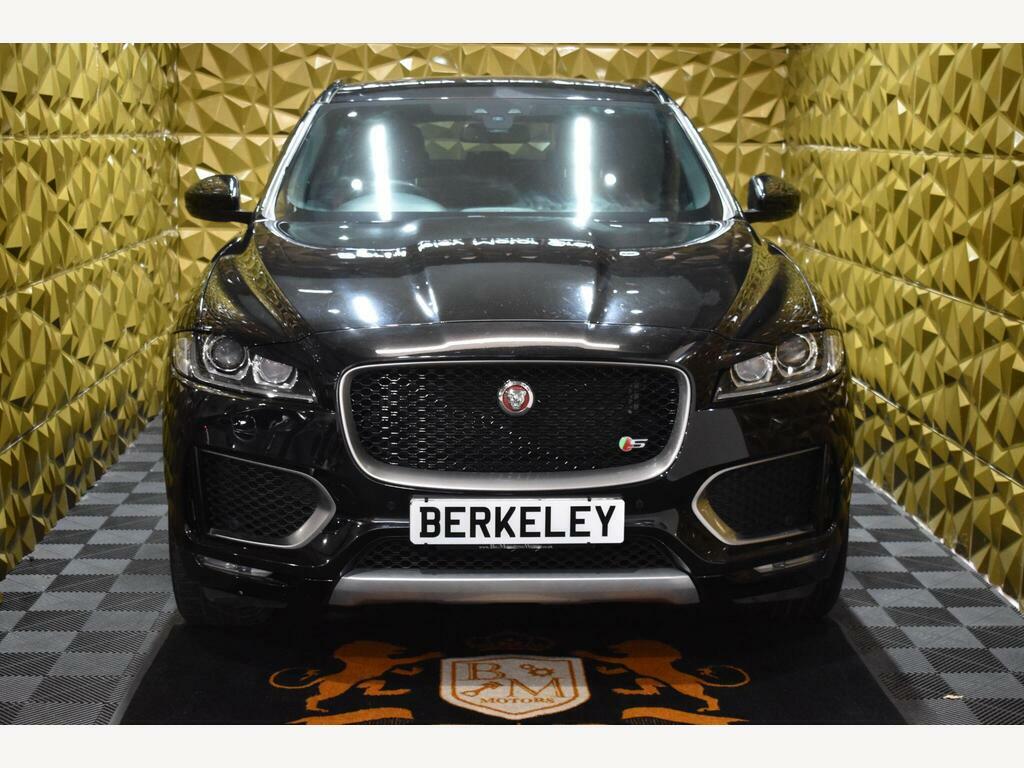 Jaguar F-Pace 3.0 D300 V6 S Awd Euro 6 S S BV16OCN Black #2