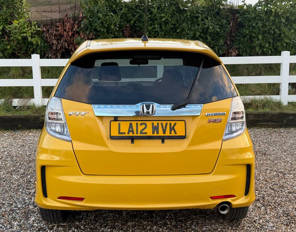 Honda Fit Rs 1.5 White #11