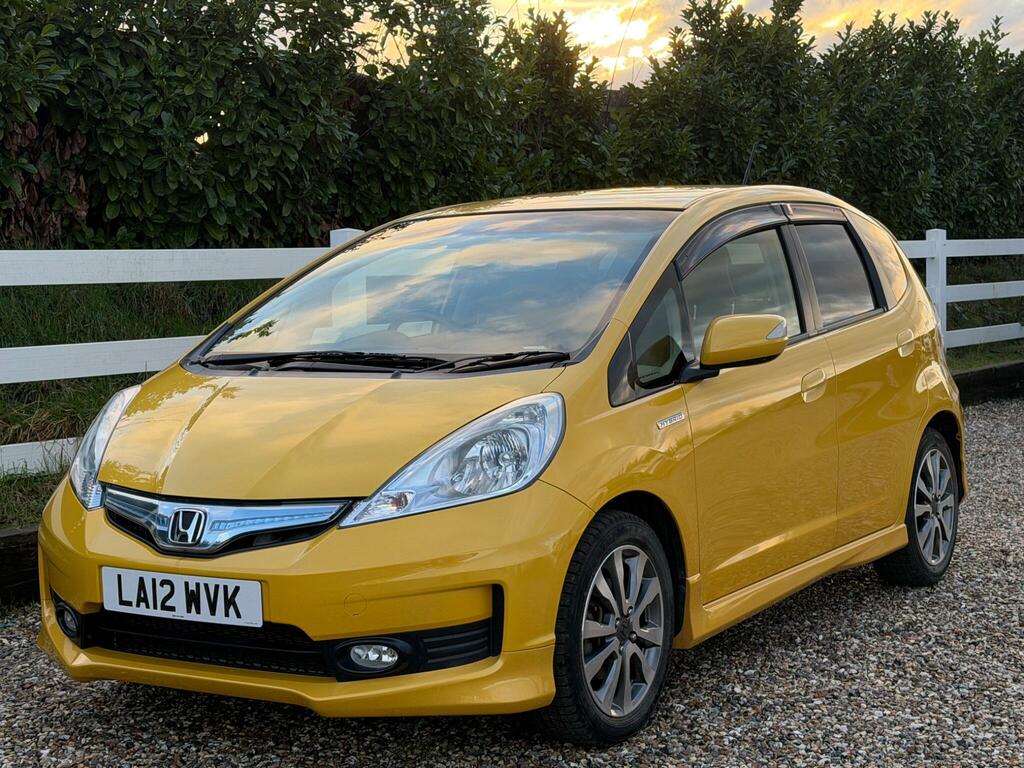 Honda Fit Rs 1.5 White #7