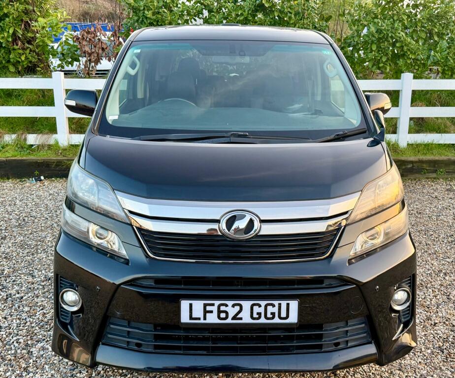 Toyota Vellfire Golden Eye 2.4 LF62GGU Black #3