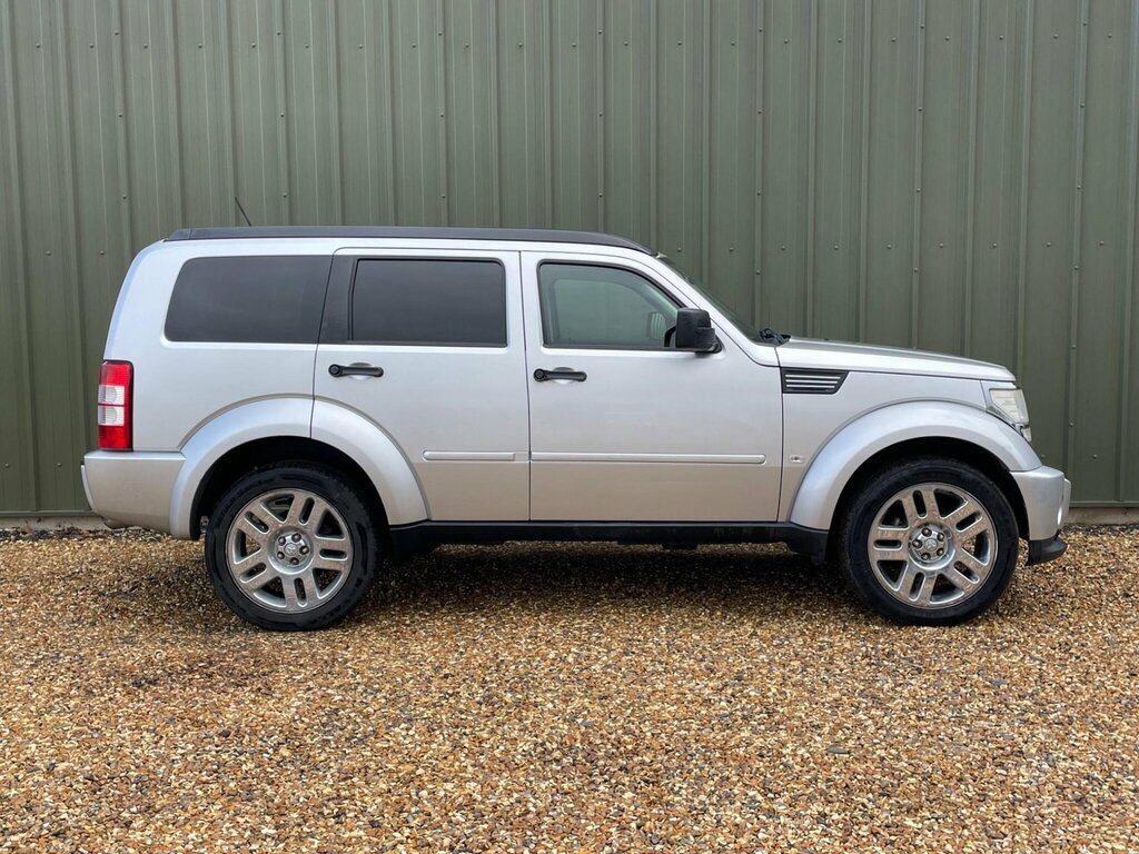 Dodge Nitro 3.7 V6 Sxt Silver #4