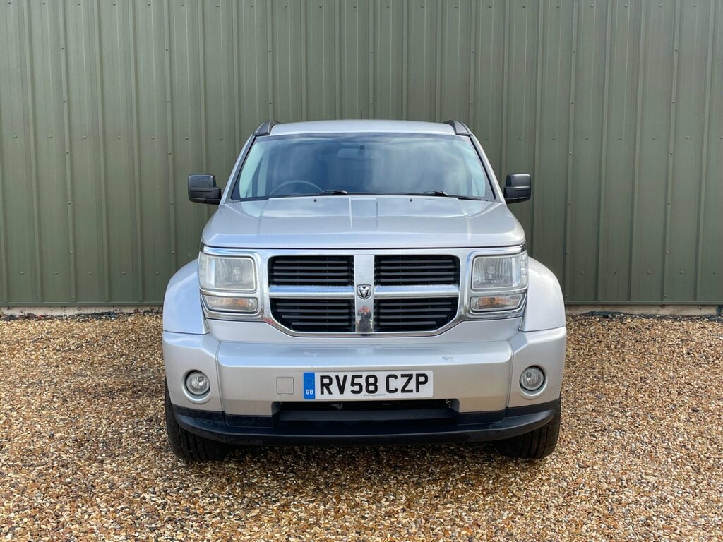 Dodge Nitro 3.7 V6 Sxt Silver #2
