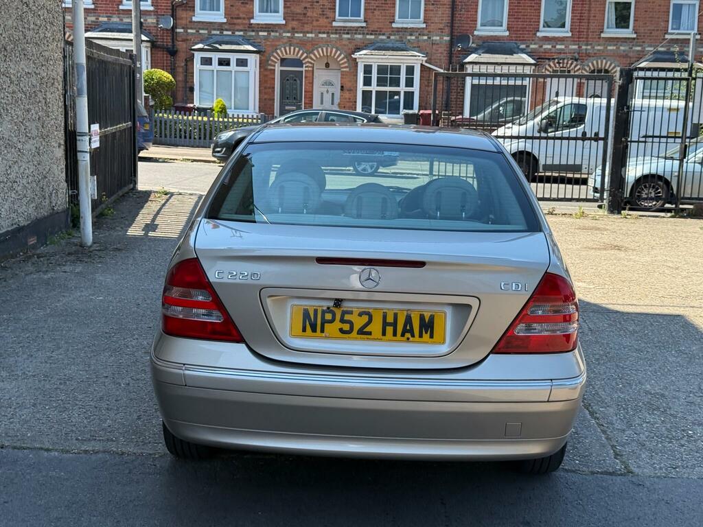 Mercedes-Benz C Class 2.1 C220 Cdi Elegance Se Silver #3