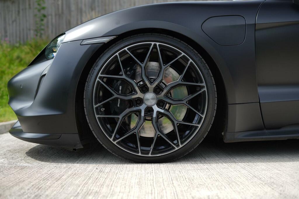 Porsche Taycan Performance Plus 93.4Kwh Turbo 4Wd Black #6