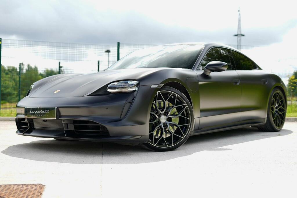 Porsche Taycan Performance Plus 93.4Kwh Turbo 4Wd Black