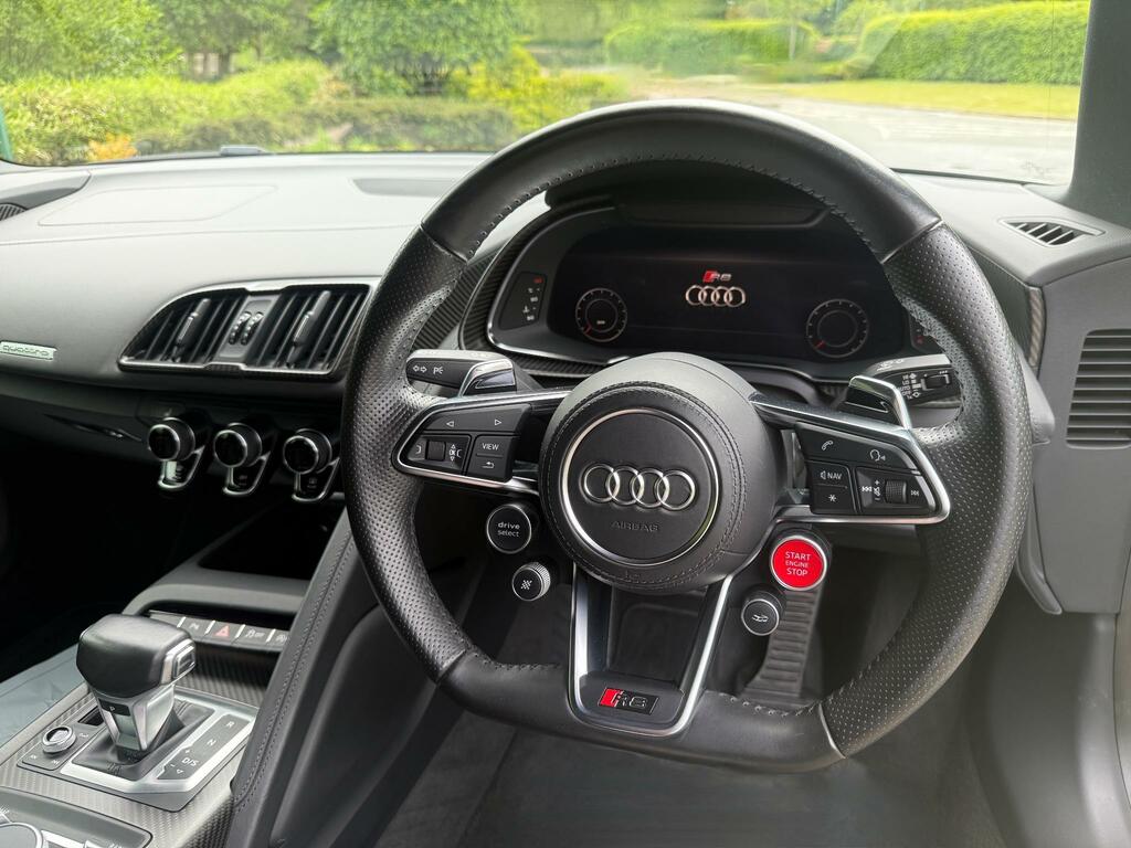 Audi R8 5.2 Fsi V10 Plus S Tronic Quattro Euro 6 Ss Grey #3