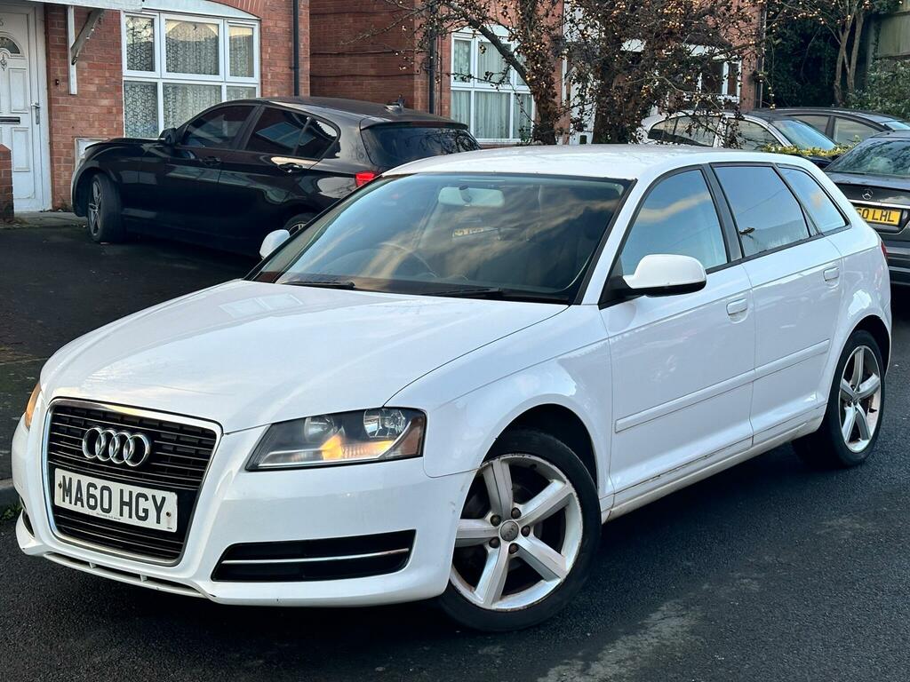 Audi A3 1.6 Technik Sportback Euro 5 MA60HGY White #5