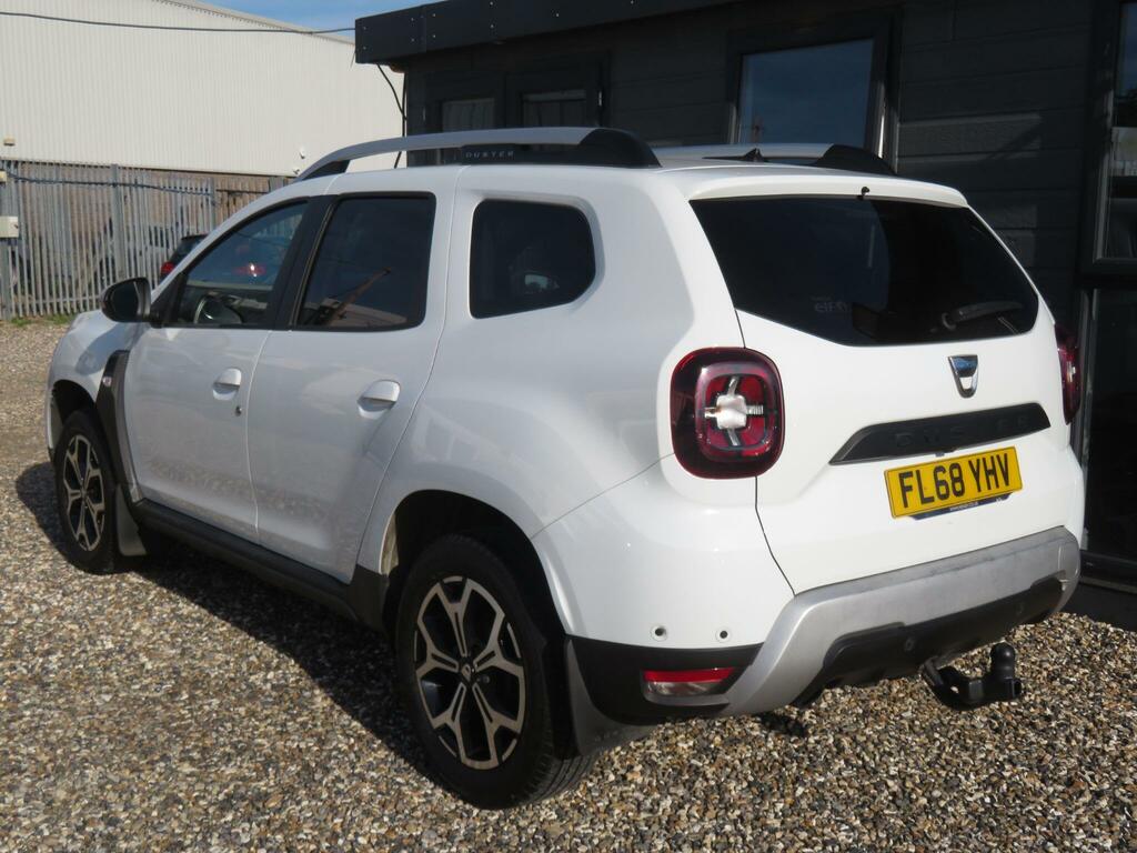Dacia Duster 1.6 Sce Prestige Euro 6 Ss FL68YHV White #2