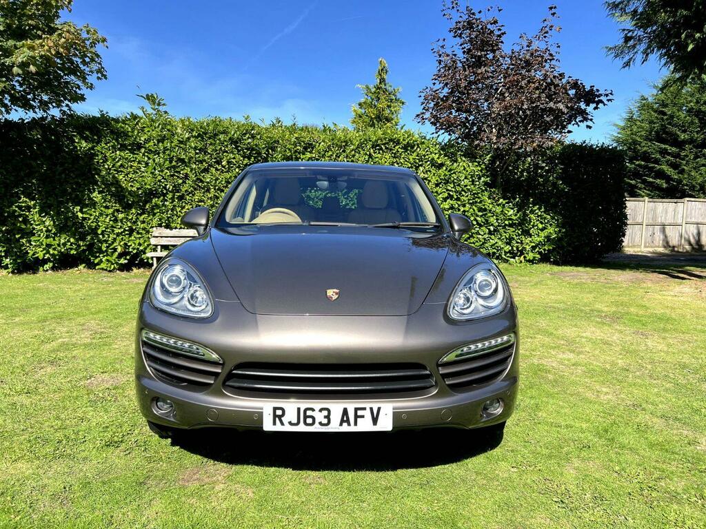 Porsche Cayenne Suv 3.0 Td V6 2013 RJ63AFV Brown #2