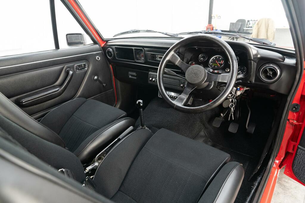 Ford Escort Manual Red #4