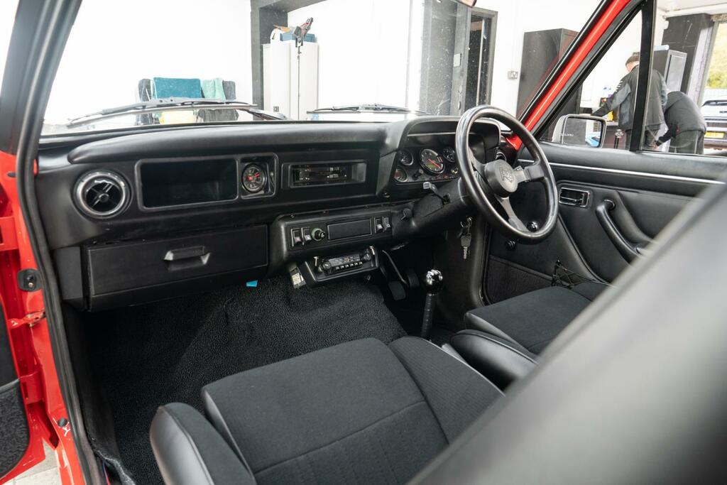 Ford Escort Manual Red #6