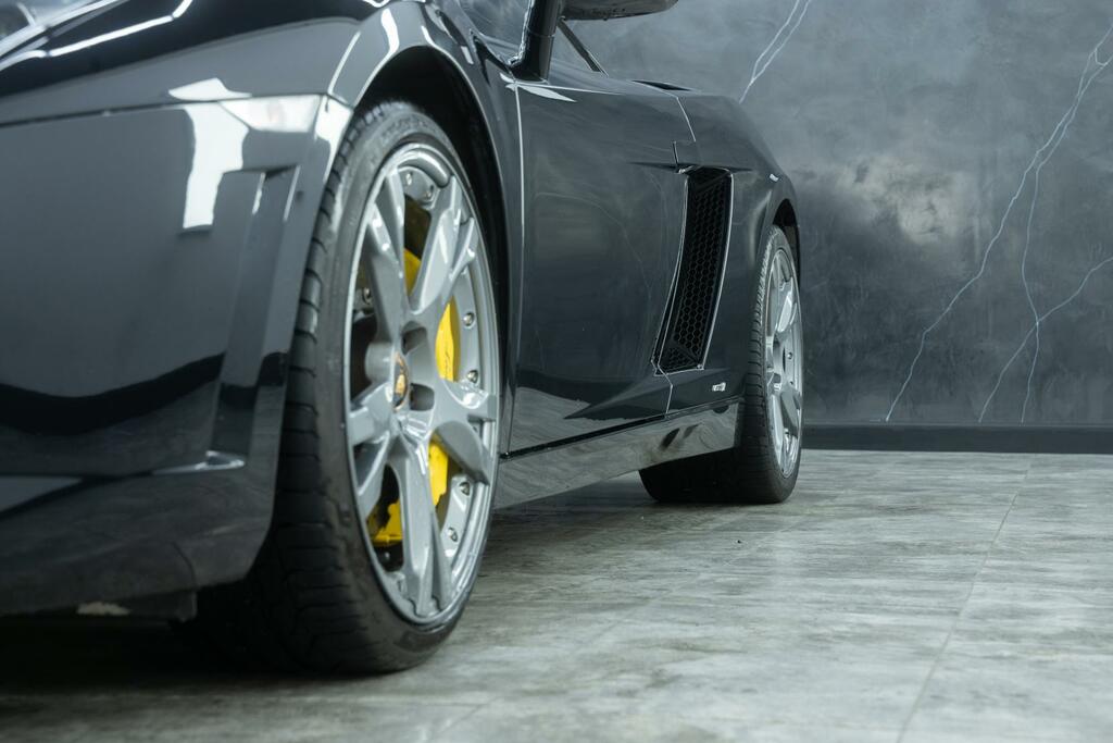 Lamborghini Gallardo Coupe V10 Coupe 201111 White #17