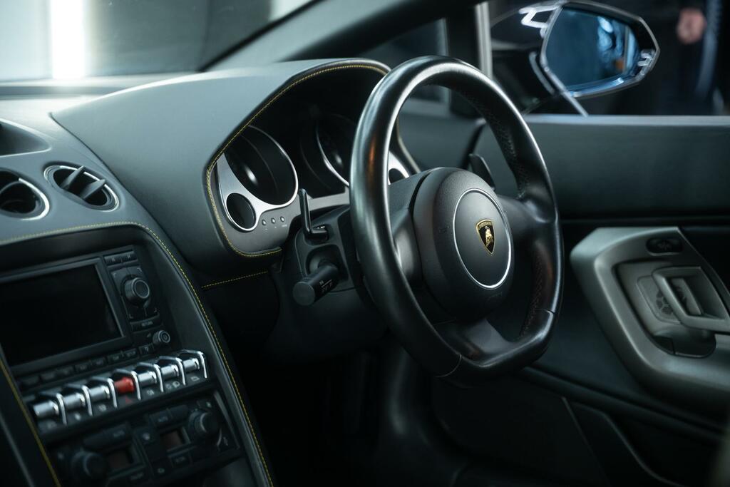 Lamborghini Gallardo Coupe V10 Coupe 201111 White #13