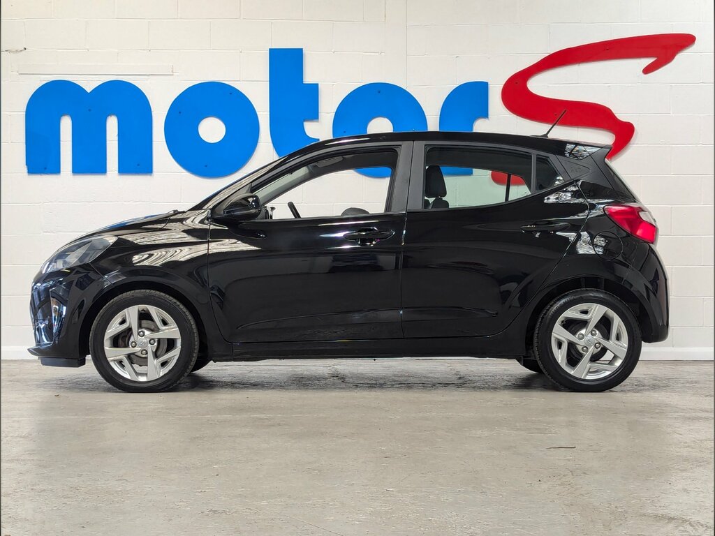 Hyundai I10 1.0 Mpi Se Connect GU21TZC Black #2