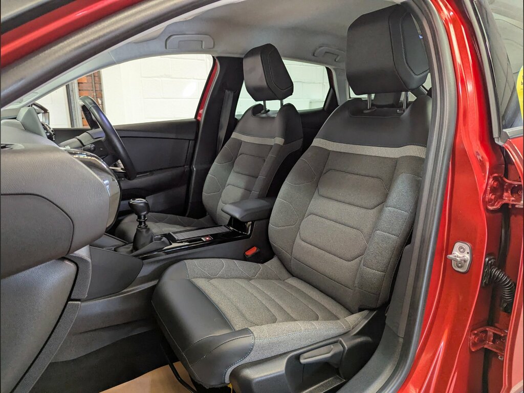 Citroen C4 1.2 Puretech 130 Sense Plus 5Drone Owner From GY21LGF Red #6
