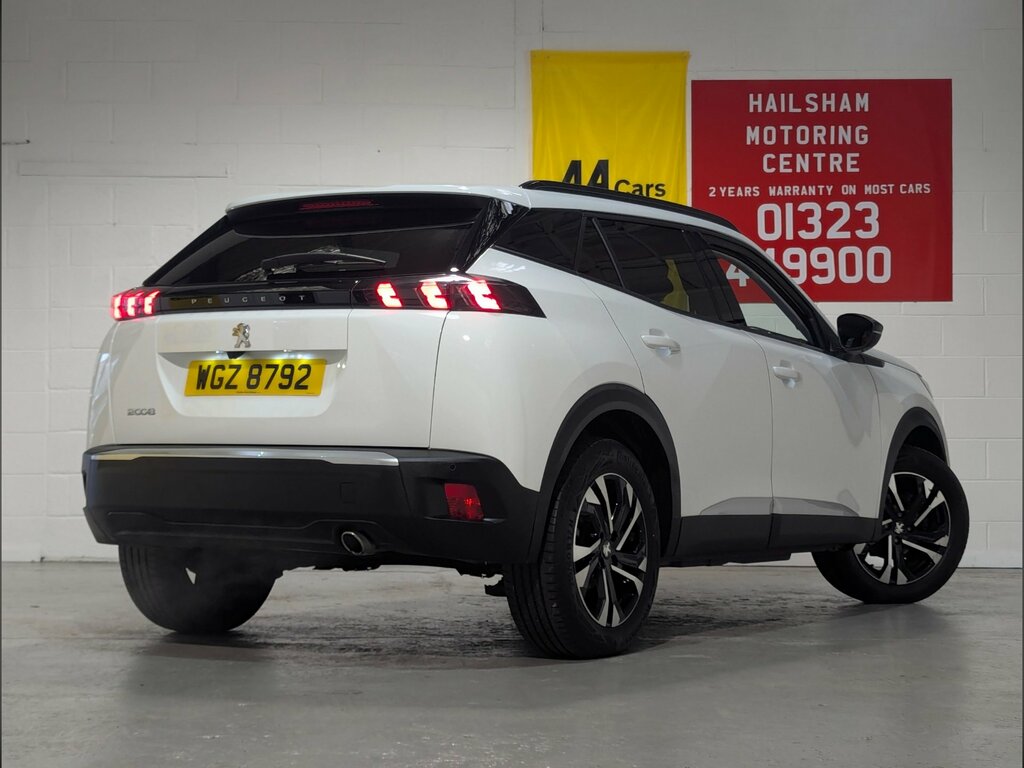 Peugeot 2008 1.5 Bluehdi Allure Premium Suv E White #3