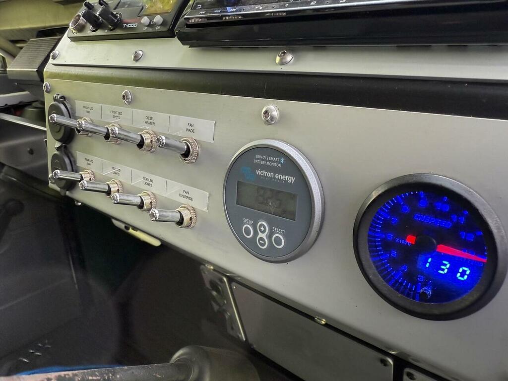 Land Rover Defender 90 Hard Top  #19