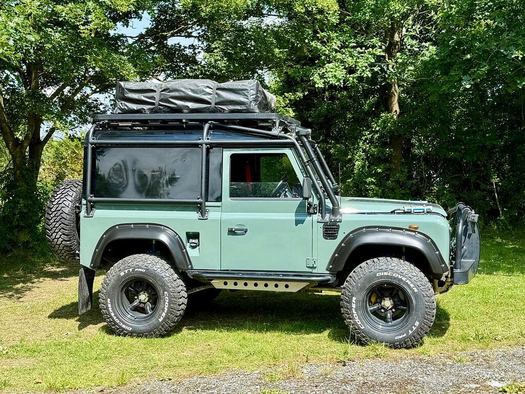 Land Rover Defender 90 Hard Top  #15