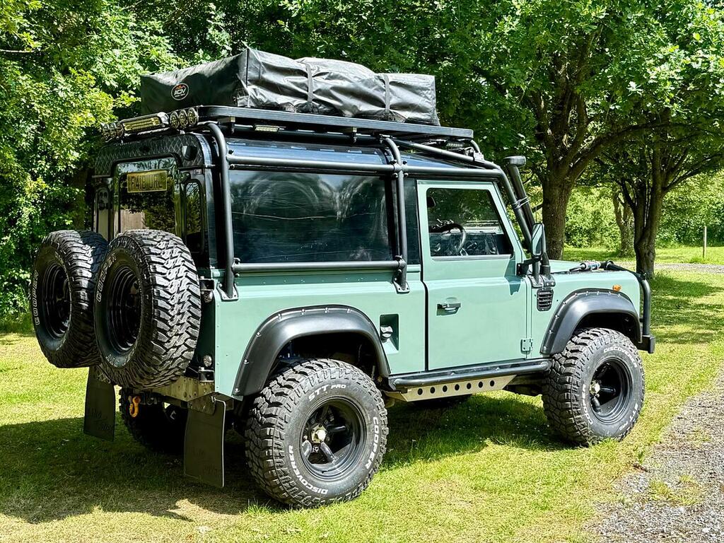 Land Rover Defender 90 Hard Top  #16