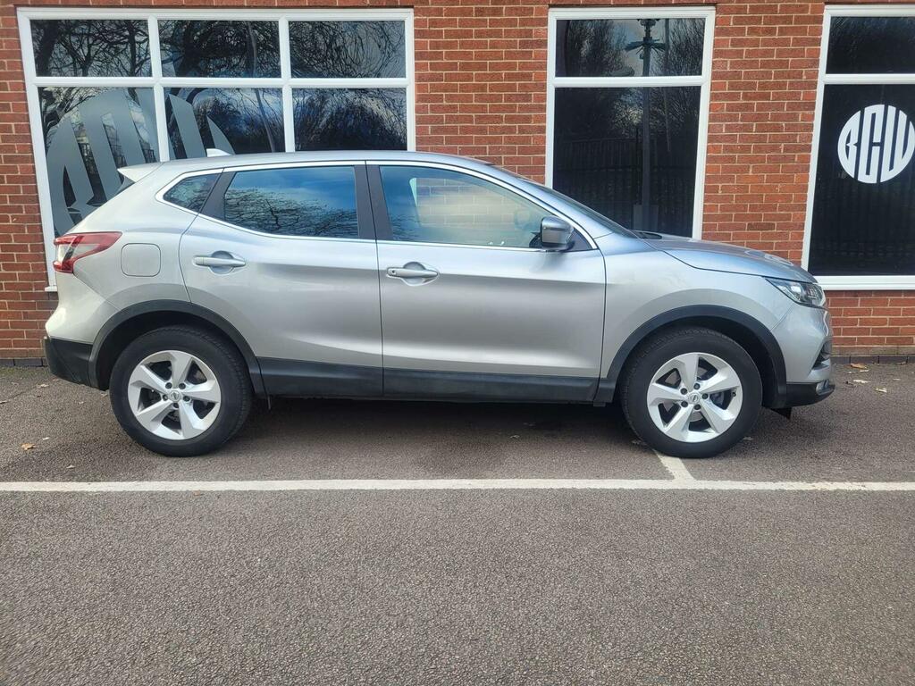 Nissan Qashqai 1.3 Dig-t Acenta Premium Euro 6 Ss CK21FPJ Silver #5