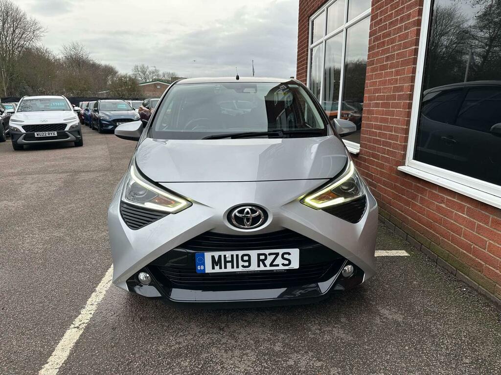 Toyota Aygo 1.0 Vvt-i X-clusiv Euro 6 Safety Sense MH19RZS Silver #4