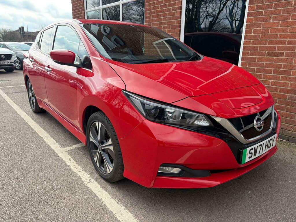 Nissan Leaf 40Kwh N-connecta SW71HGY Red #5