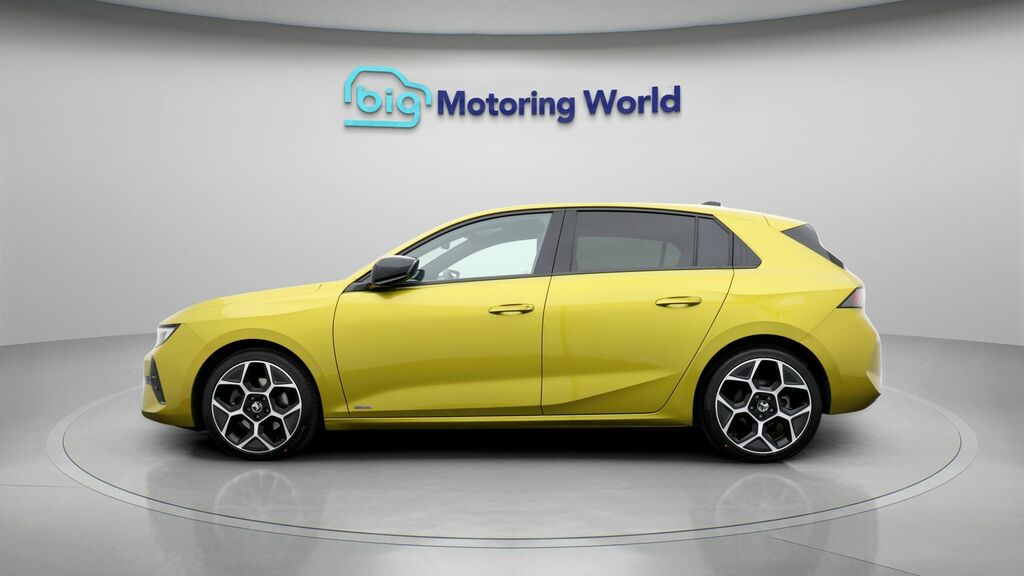 Vauxhall Astra Ultimate VK73ZTL Yellow #4