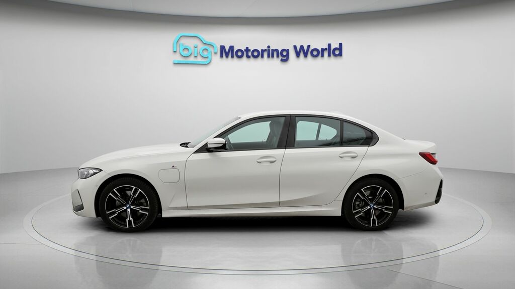 BMW 3 Series M Sport ND24VUU White #4