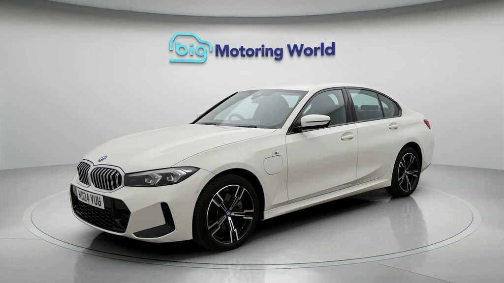 BMW 3 Series M Sport ND24VUU White #3