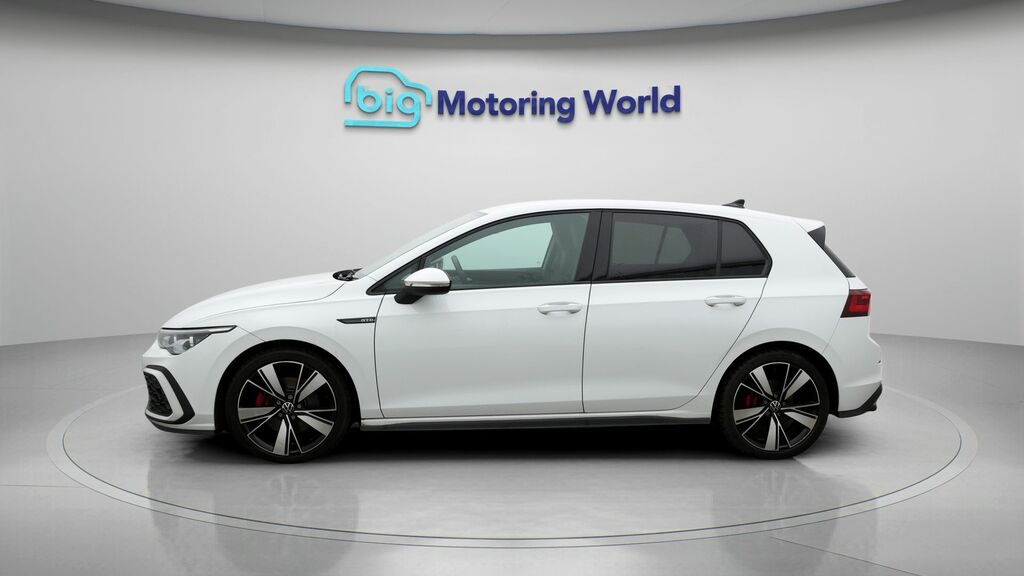 Volkswagen Golf Gtd MD73AYT White #4