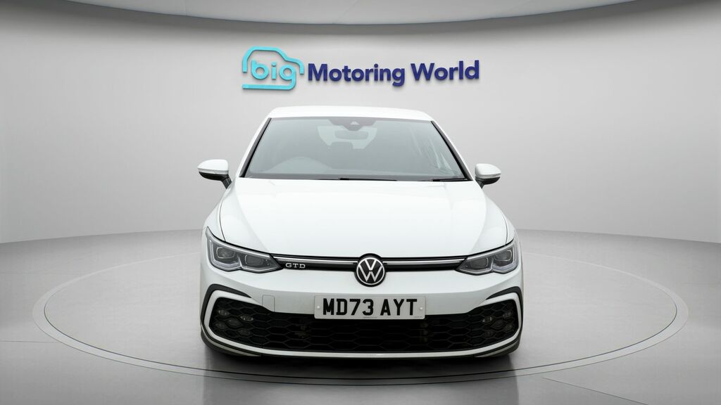 Volkswagen Golf Gtd MD73AYT White #2