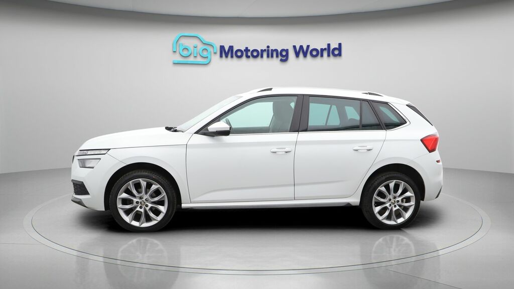 Skoda Kamiq Se L SL21RXD White #4
